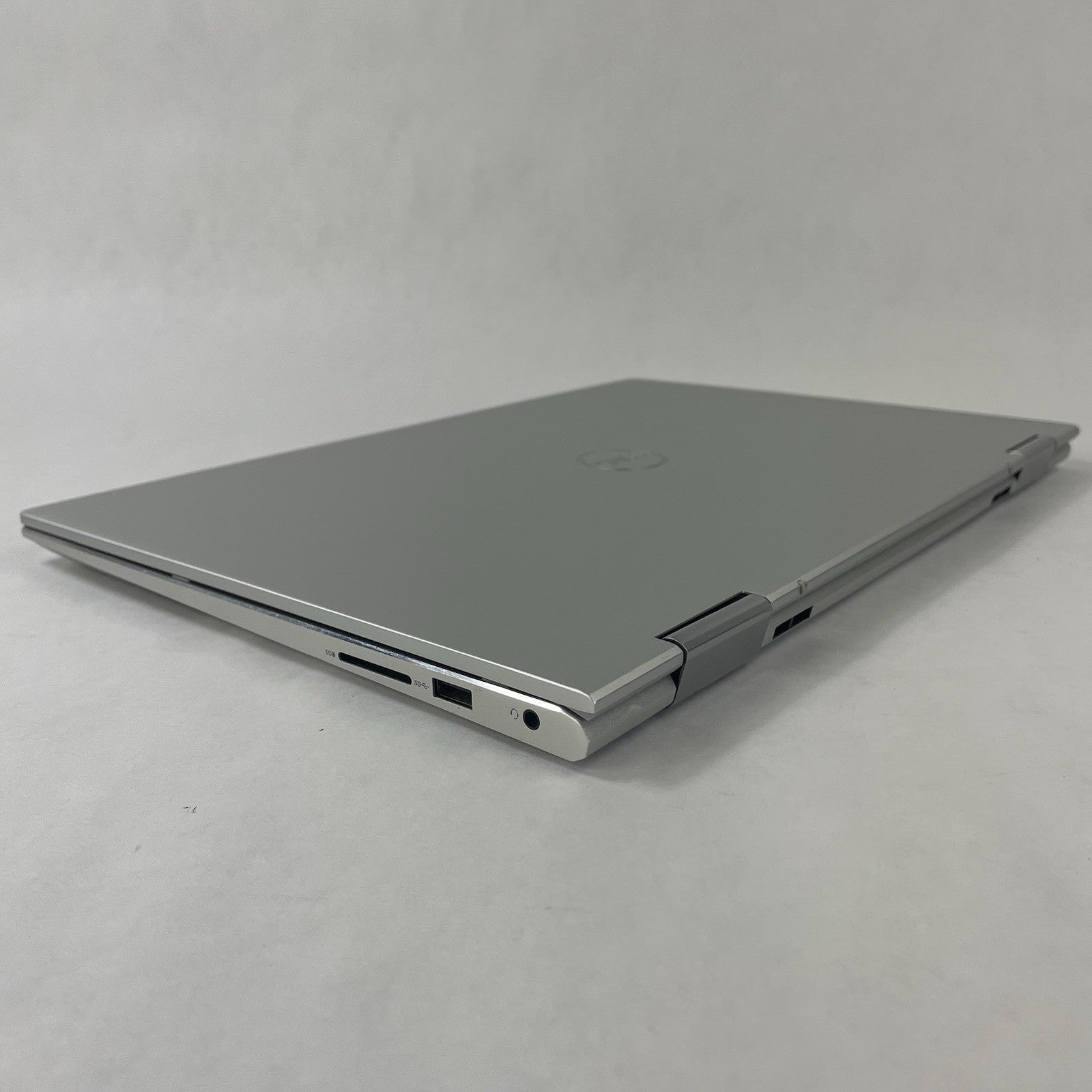 Dell Inspiron 7506 2in1 15.6" i5-1135G7 2.40 GHz 8 GB RAM No SSD/OS/AC13