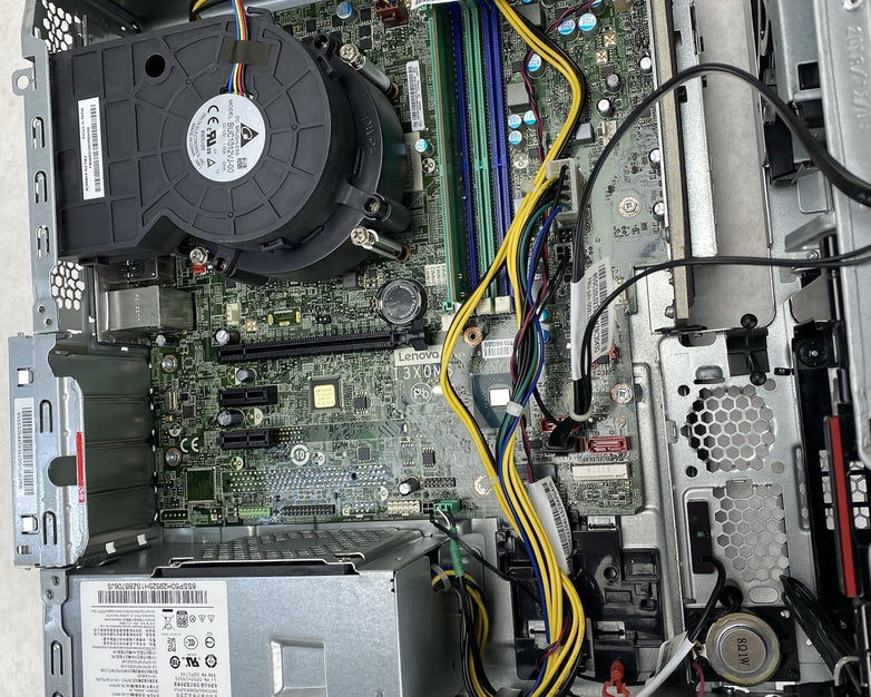 Lenovo ThinkCentre M720s SFF Intel Core i5-8500 3GHz 8GB RAM No HDD No OS