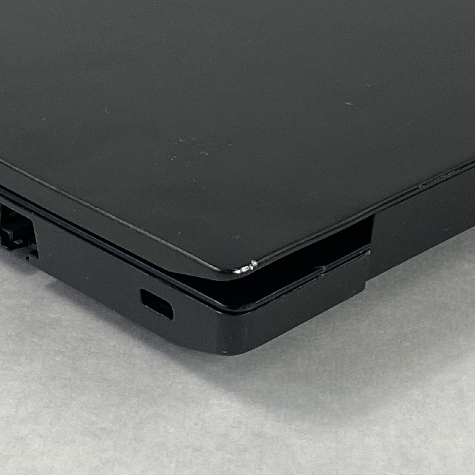 Lenovo ThinkPad E480 Intel Core i5-8250U 1.60 GHz 8 GB RAM 14" No HDD No OS