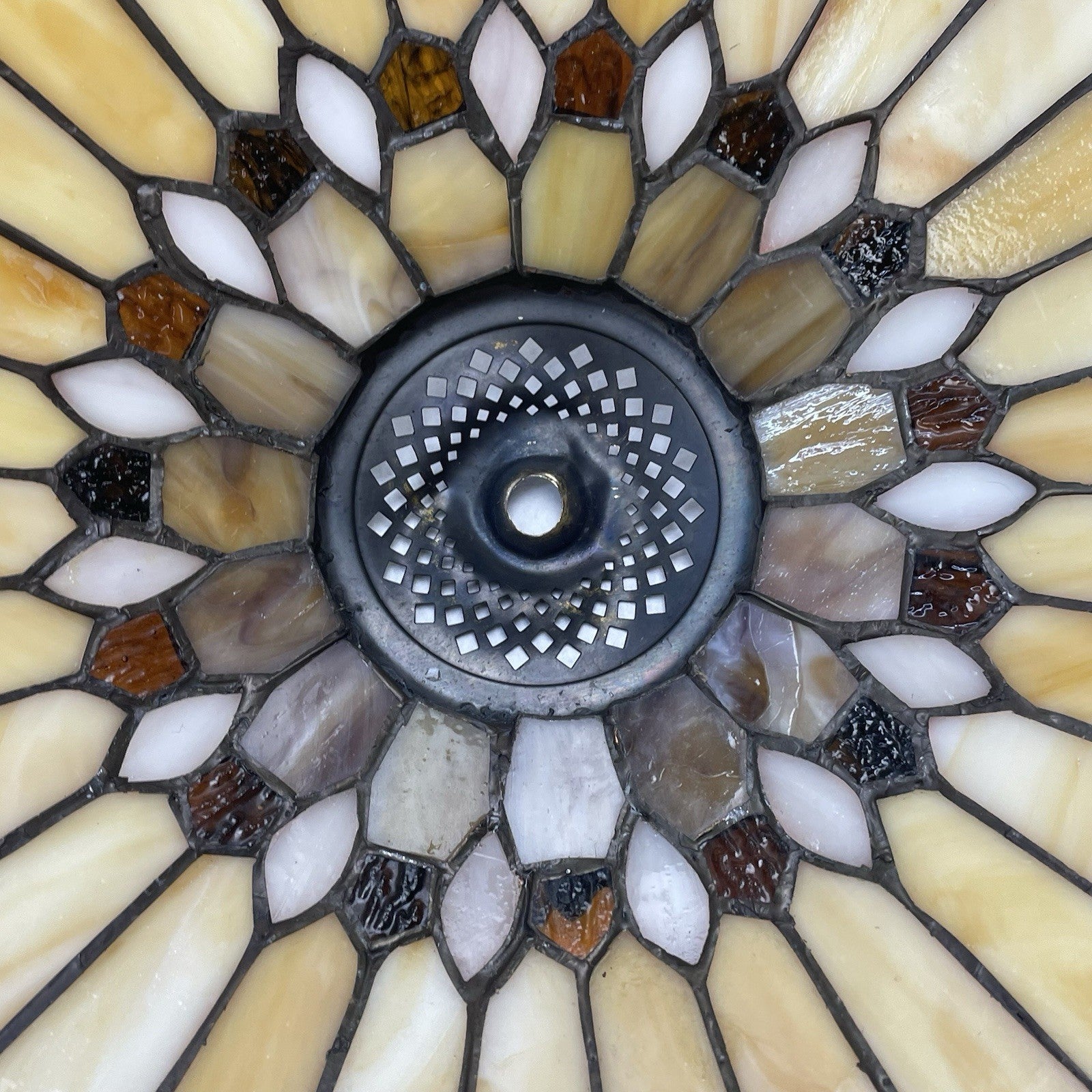 16” Tiffany Style Stained Glass Lamp Shade5