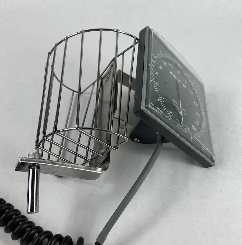 Welch Allyn CE0297 Sphygmomanometer Dark Grey With Basket and Pressure Regulator4