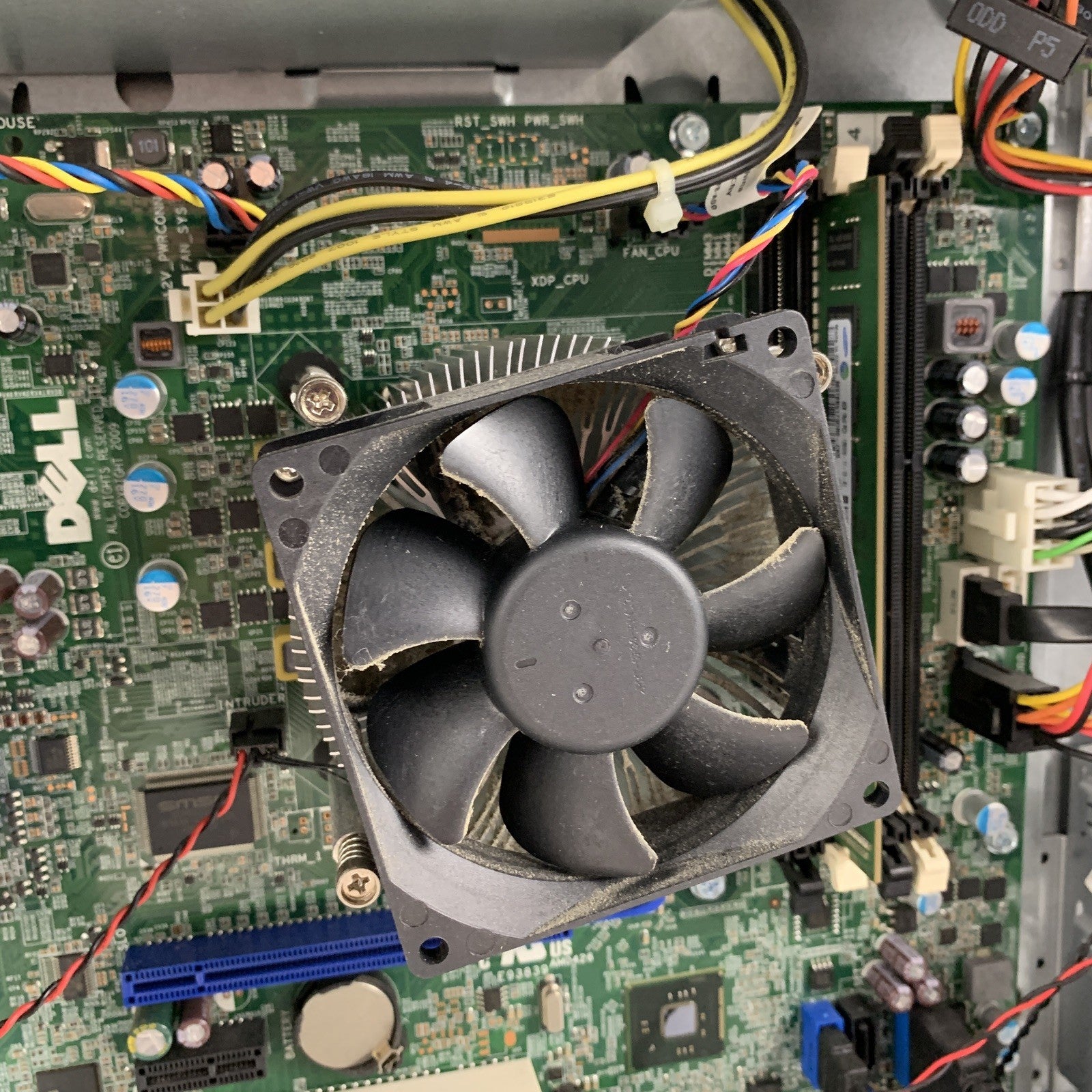 Dell Optiplex 9020 MT Intel Core i5-4690 3.50 GHz 4 GB RAM No HDD No OS
