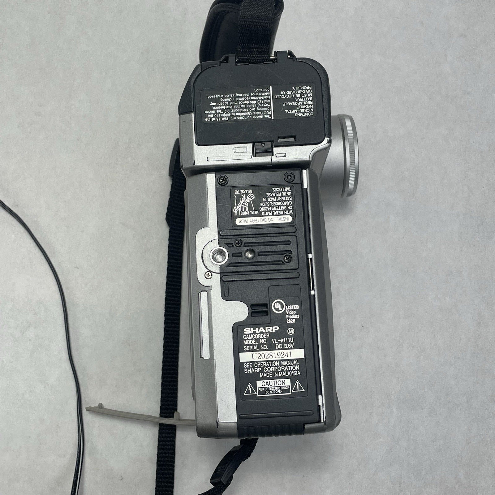 Sharp Viewcam VL-A111U 8mm Camcorder Silver 16x Zoom 2.5" LCD AC Adapter11