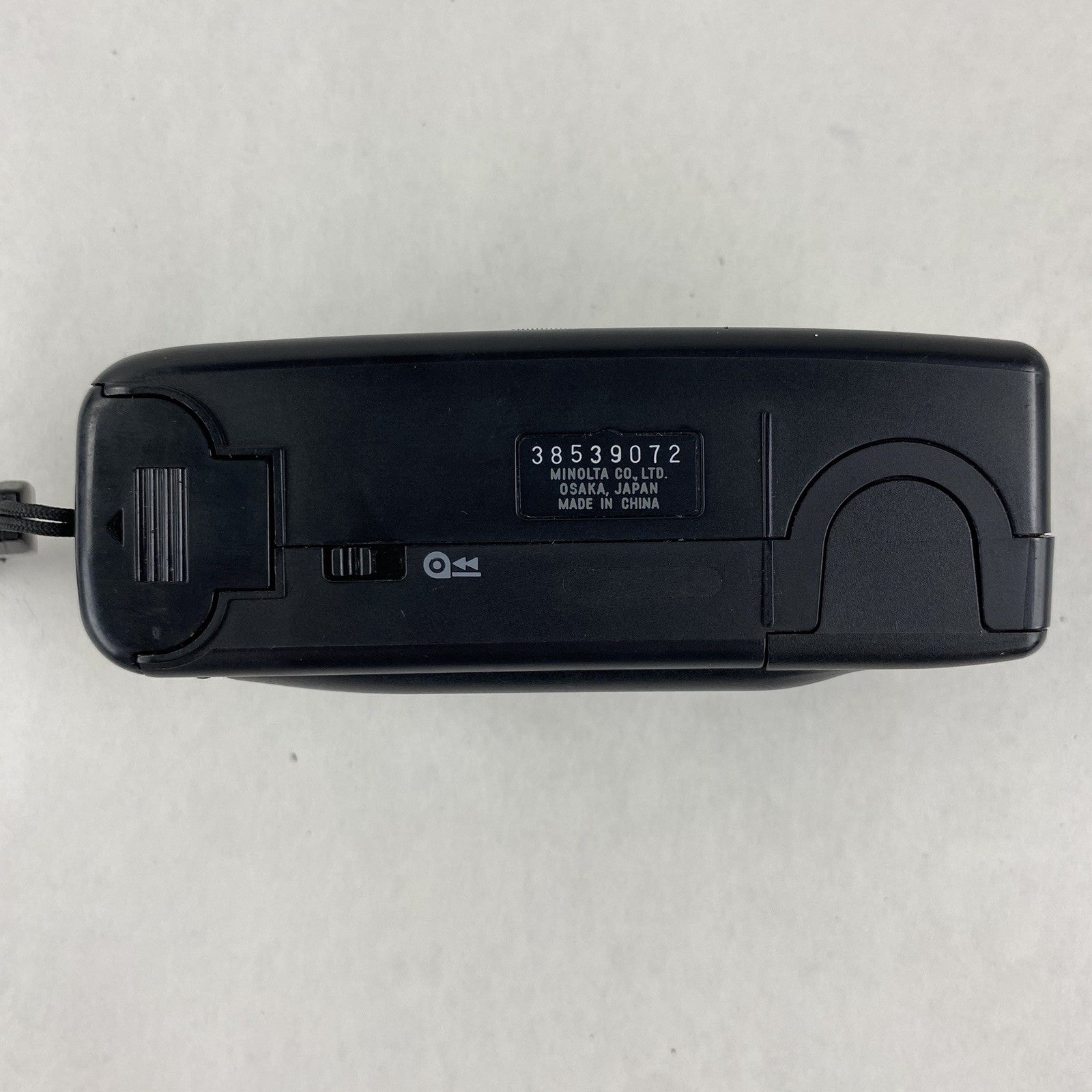 Minolta AF102 35mm Film Camera With Red-Eye Reduction6