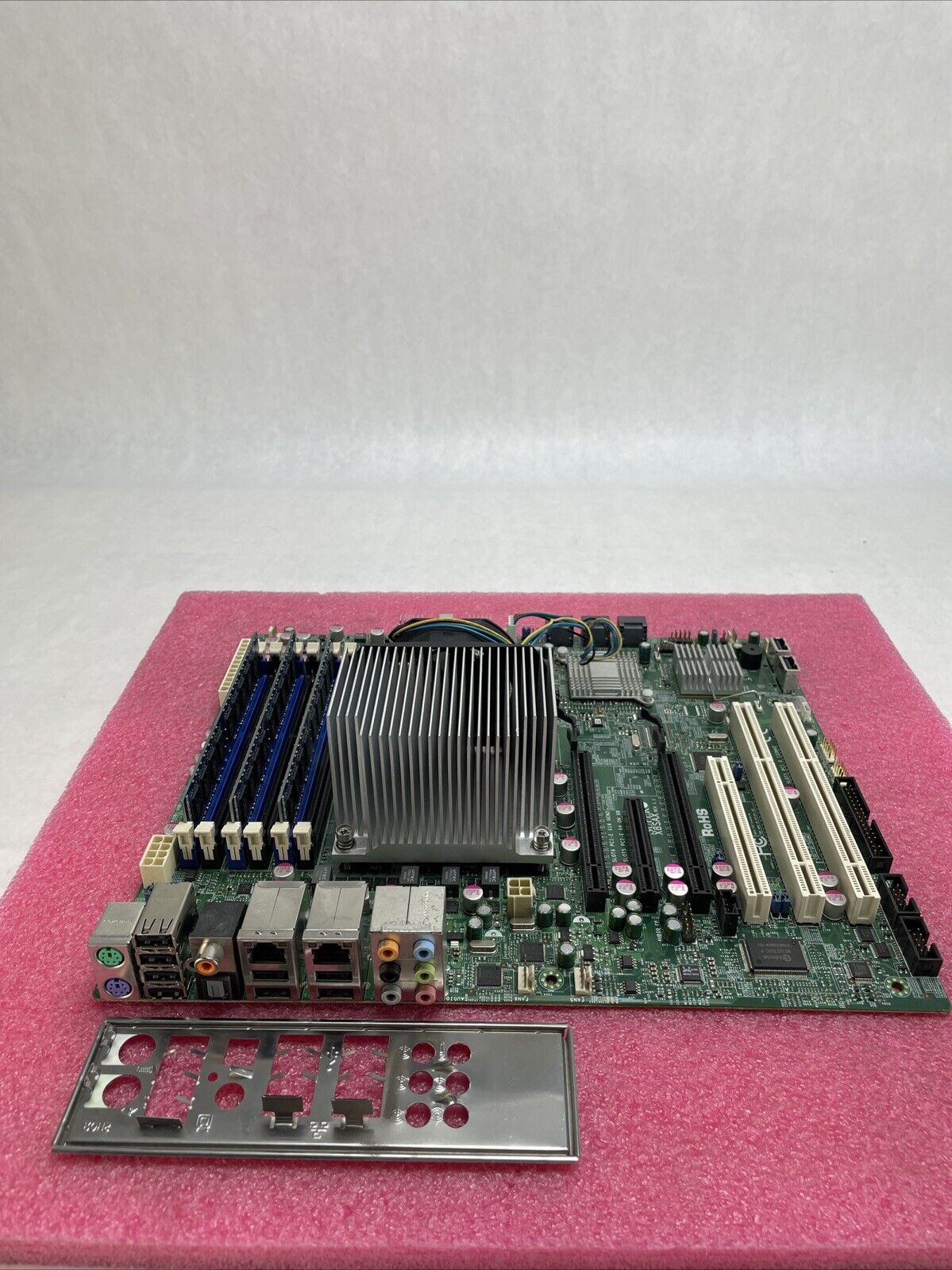 Supermicro X85AX Motherboard Intel Xeon E5502 1.87GHz 4GB RAM w/Shield