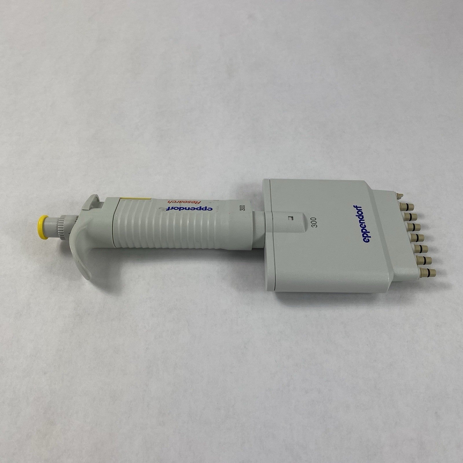 Eppendorf Research 300 30-300 uL 8-Channel Pipette - Parts or Repair
