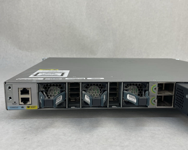 Cisco WS-C3850-48F-S 3850 NM-4-10g 2x PSU 48 1GE RJ-45 V07 - Tested and Reset