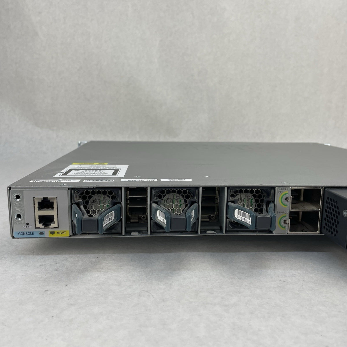 Cisco WS-C3850-48F-S 3850 NM-4-10g 2x PSU 48 1GE RJ-45 V07 - Tested and Reset7