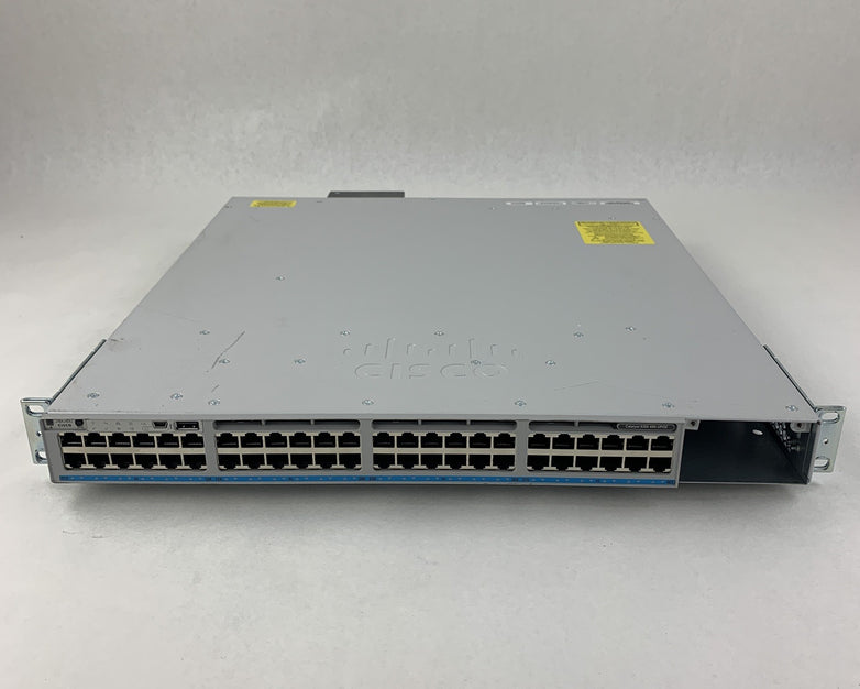 Cisco C9300-48UN-A 48-Port UPoE Ethernet Network Advantage Switch Tested Reset