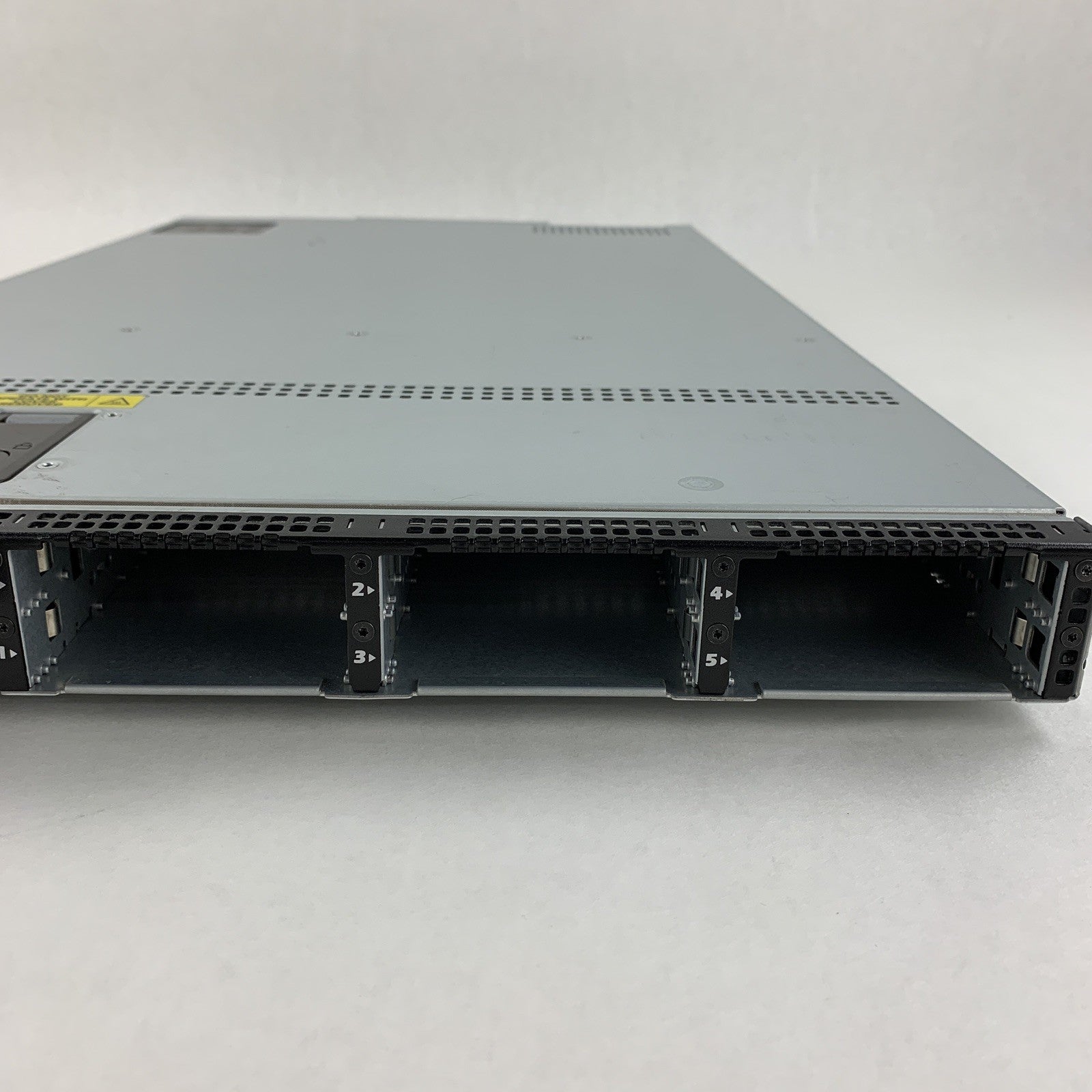 Dell PowerEdge R610 Intel Xeon E5606 2.13 GHz 16 GB RAM No HDD No OS
