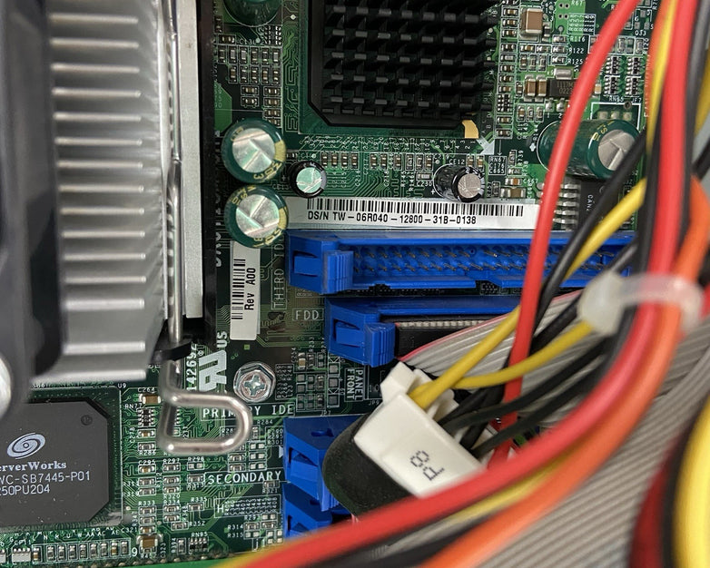 Dell PowerEdge 600SC Server Intel Pentium 4 256MB RAM No HDD No OS