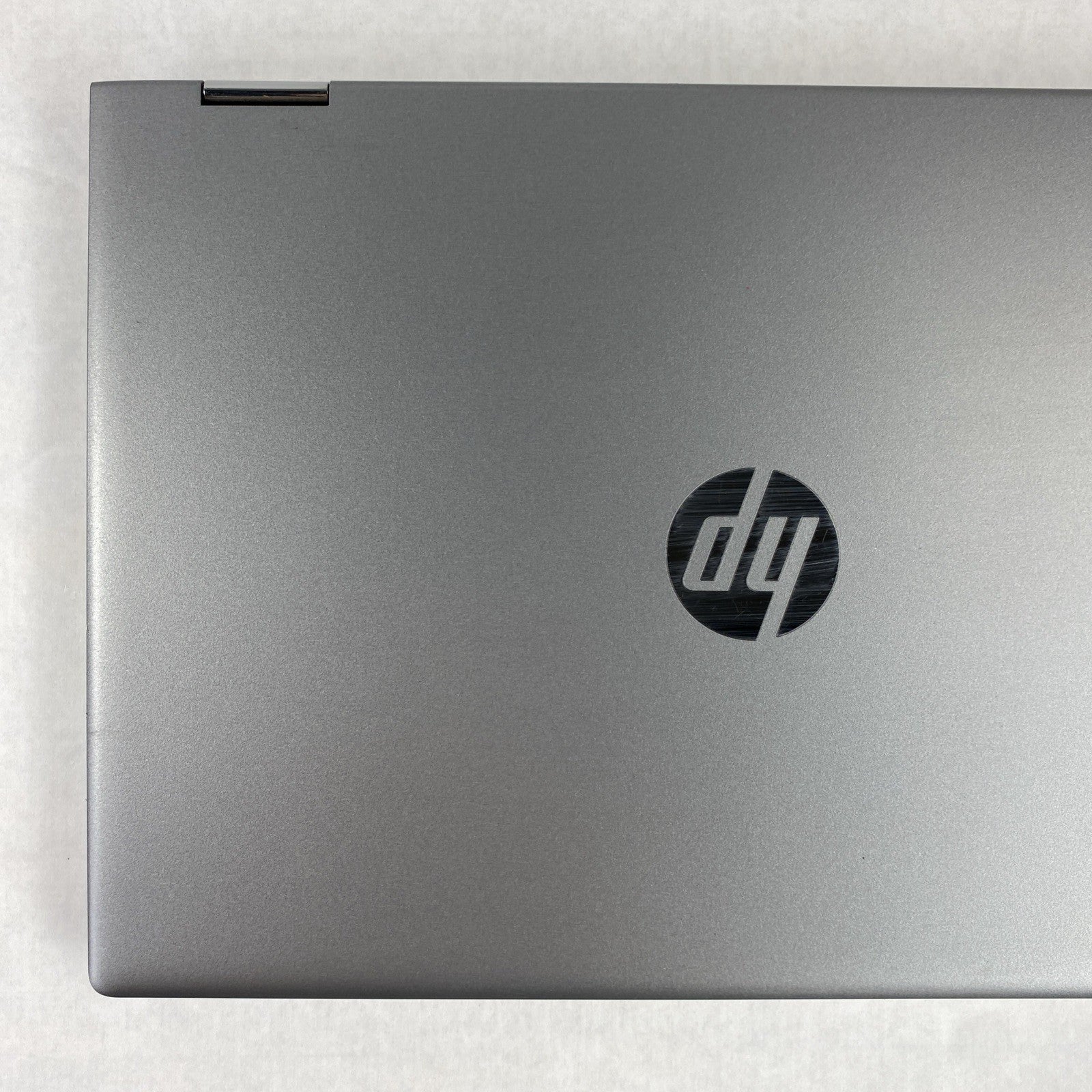 HP Pavilion x360 14-cd1042nr 14" Touch i5-8265U 1.60 GHz 8 GB RAM No HDD No OS