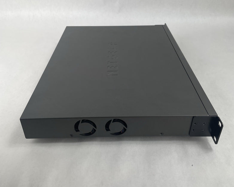 NetgearProsafe GS752TP 48-Port Gigabit PoE+ Smart Managed Switch - Tested
