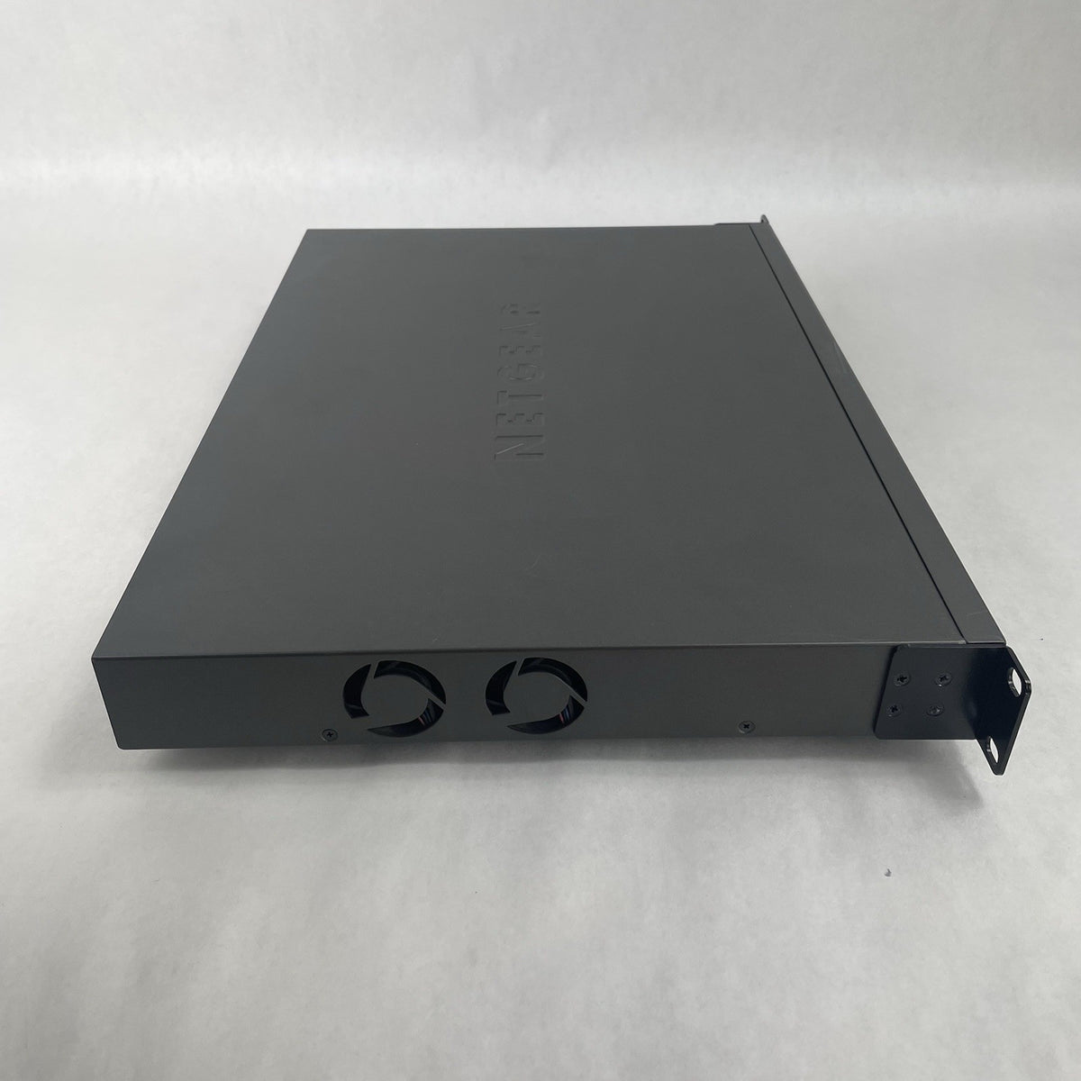 NetgearProsafe GS752TP 48-Port Gigabit PoE+ Smart Managed Switch - Tested4