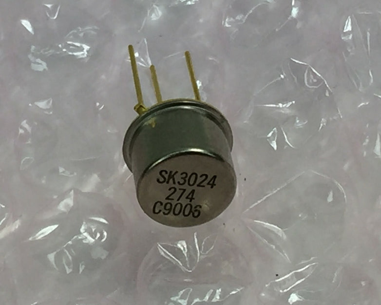 SK3024 NPN Silicon Transistor  Gold Pin  NOS Lot of 10