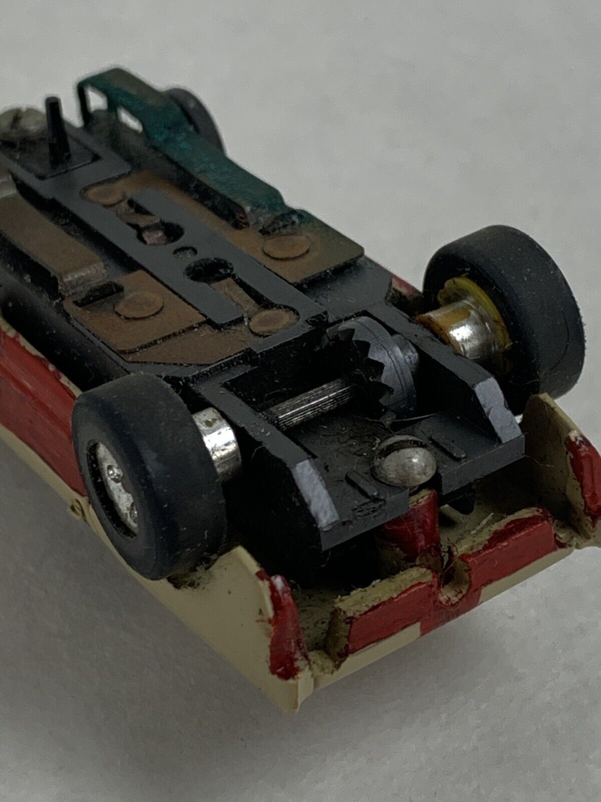 Aurora Thunderjet HO Slot Car Ford Mustang White With Red Stripe Untested
