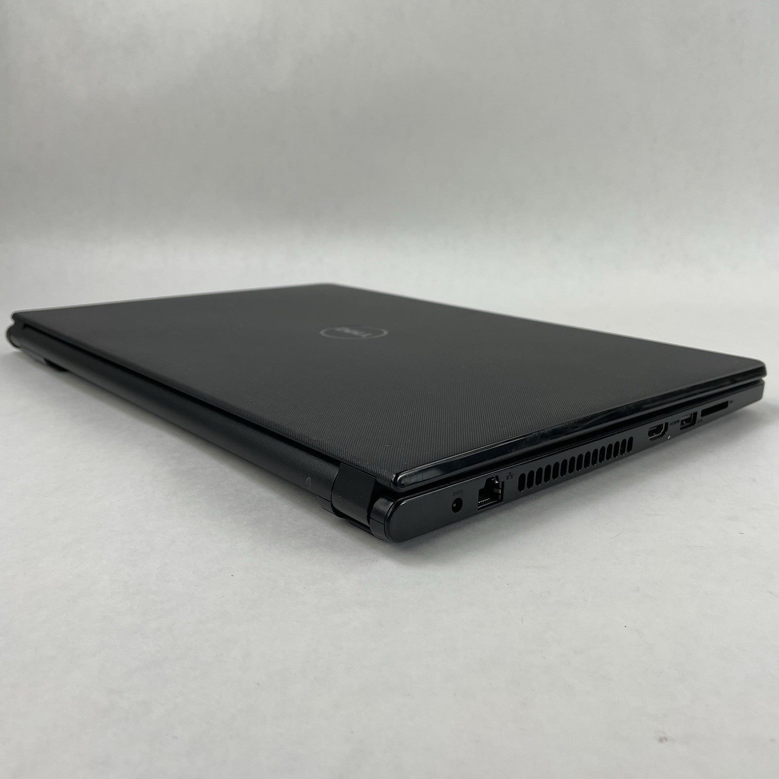 Dell Inspiron 5566 15.6" i5-7200U 2.50 GHz 8 GB RAM No SSD/OS/AC/Batt - Bad USB12