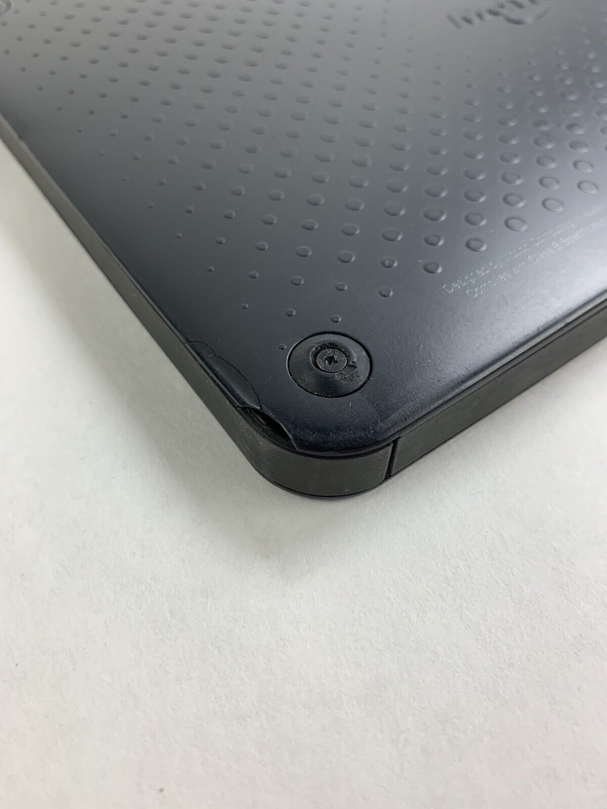 Motion CL920 Tablet PC Pentium N3540 4GB Ram No HDD, OS, Battery Corner Bent