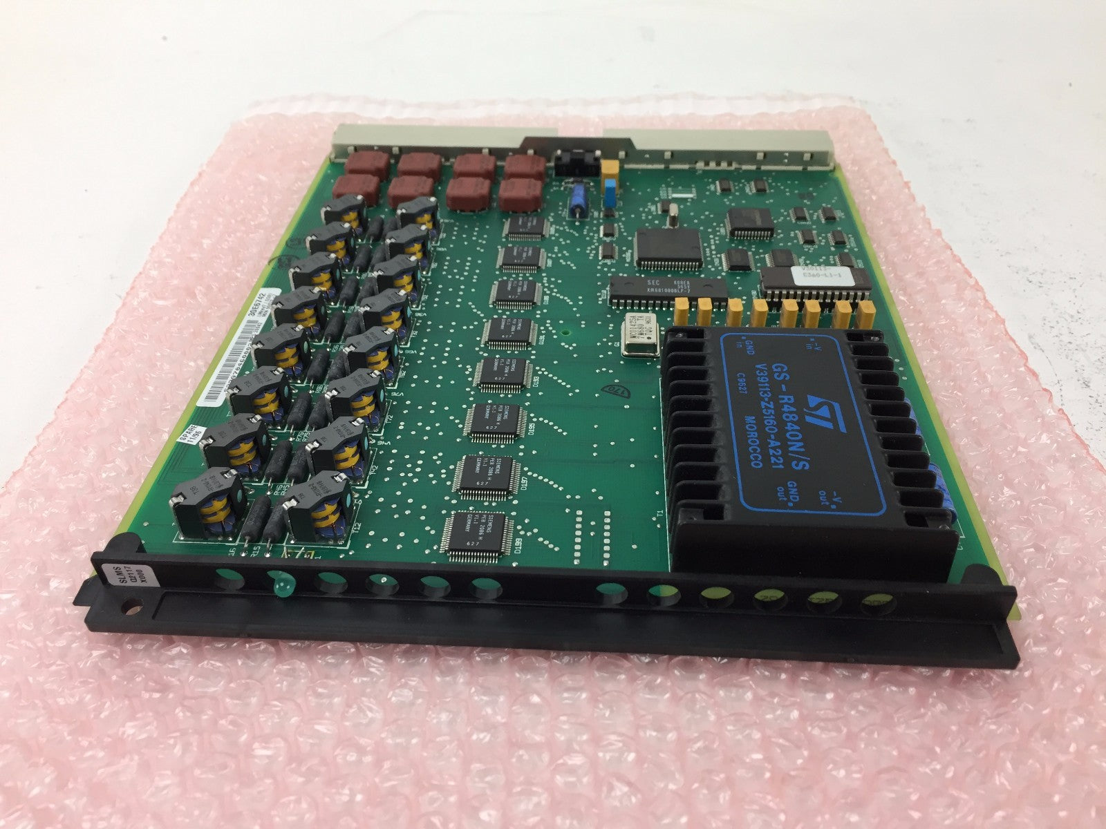 Siemens HiCom S30810-Q2117-X000 SLMS 30E6742 REV 7 Circuit Card