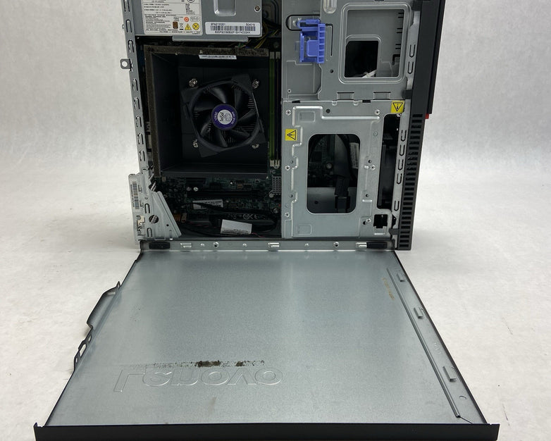 Lenovo ThinkCentre M900 SFF Intel Core i5-6500 3.2GHz 8GB RAM No HDD No OS