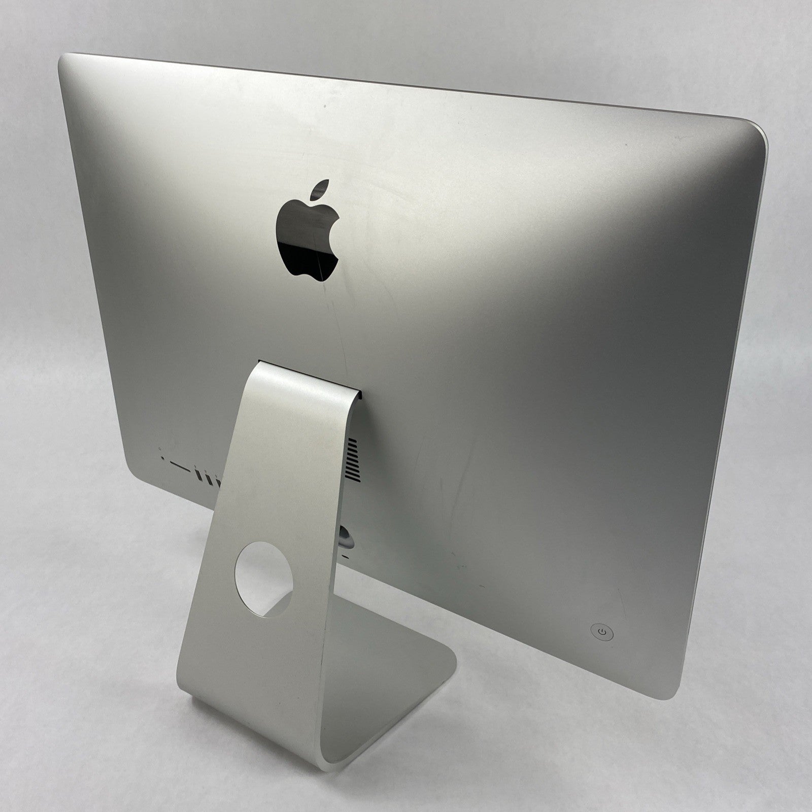Apple A1418 iMac 21.5" 2013 2.7GHz Core i5 16GB RAM 1TB HDD Fusion macOS 10.15.811