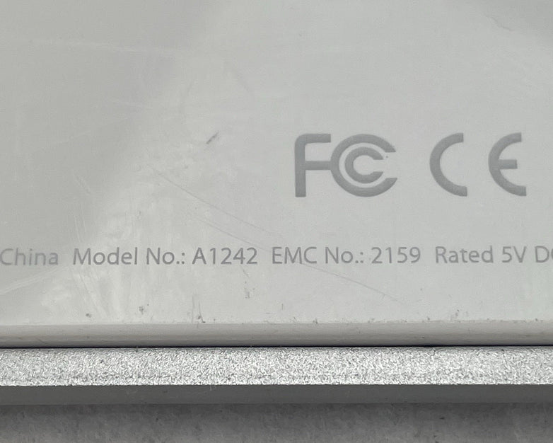 Apple A1242 MB869LL/A Wired Keyboard Tested Missing Key
