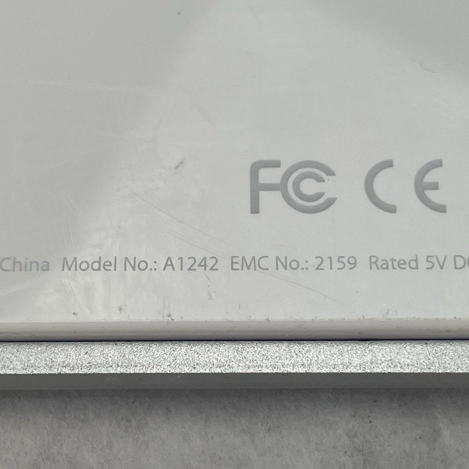 Apple A1242 MB869LL/A Wired Keyboard Tested Missing Key7