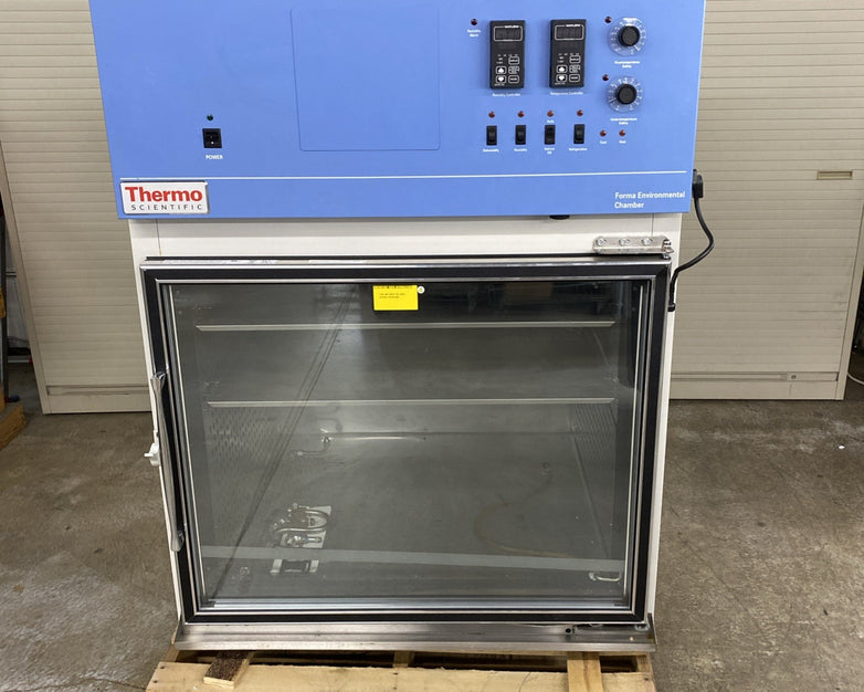 Thermo Scientific 3911 Forma Environmental Chamber