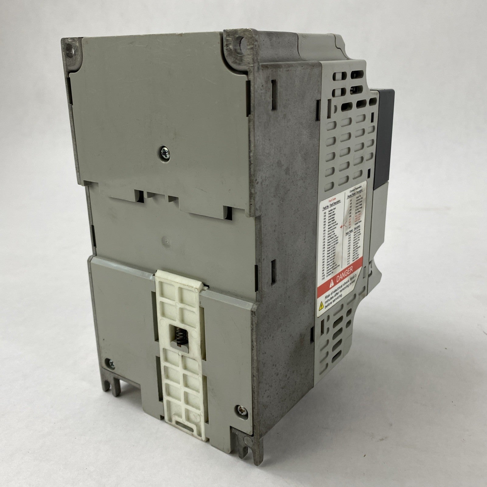 Allen Bradley Power Flex 22F-D6P0N103  Untested Parts or Repair2