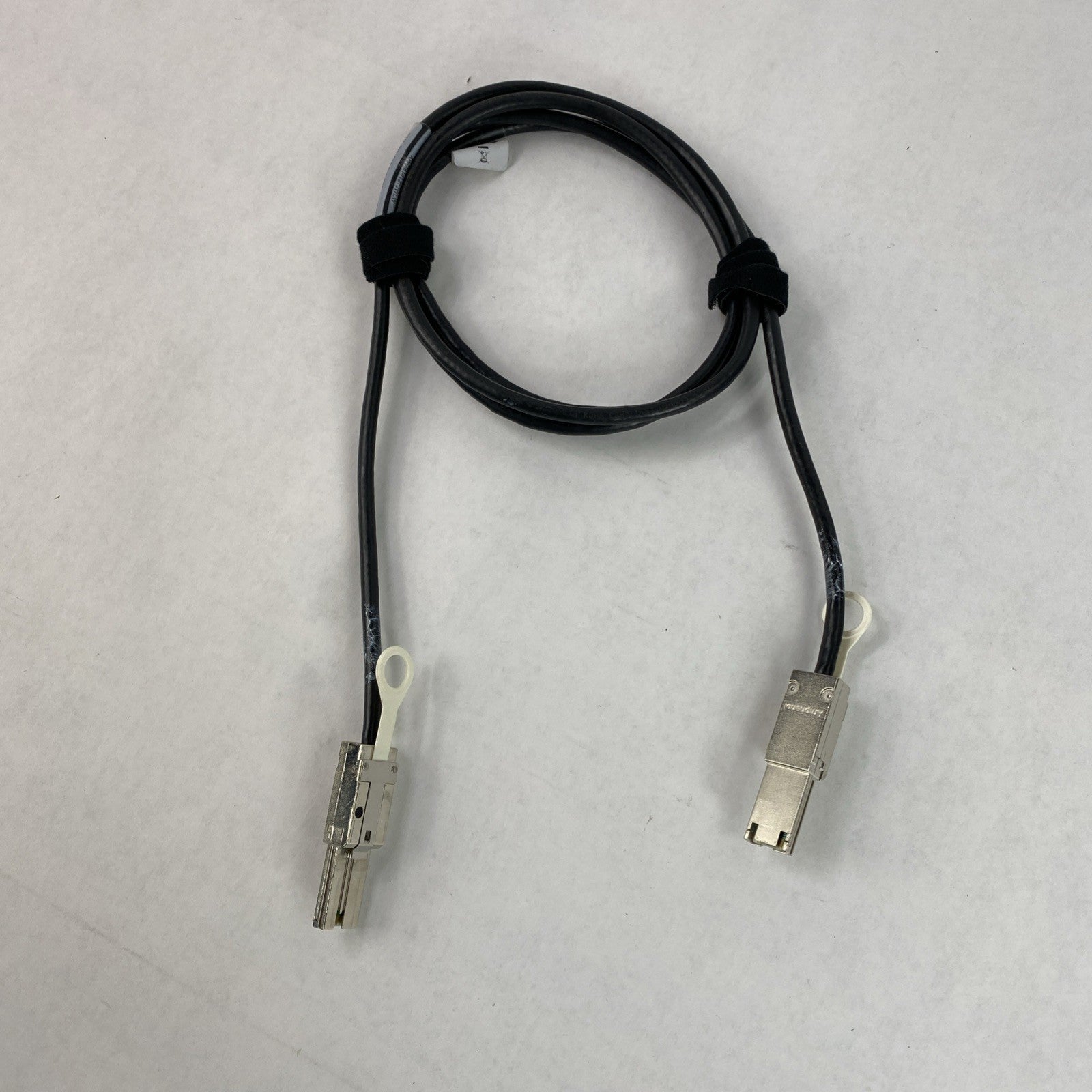 EMC 038-003-787 Amphenol 6.5ft Mini External Cable1