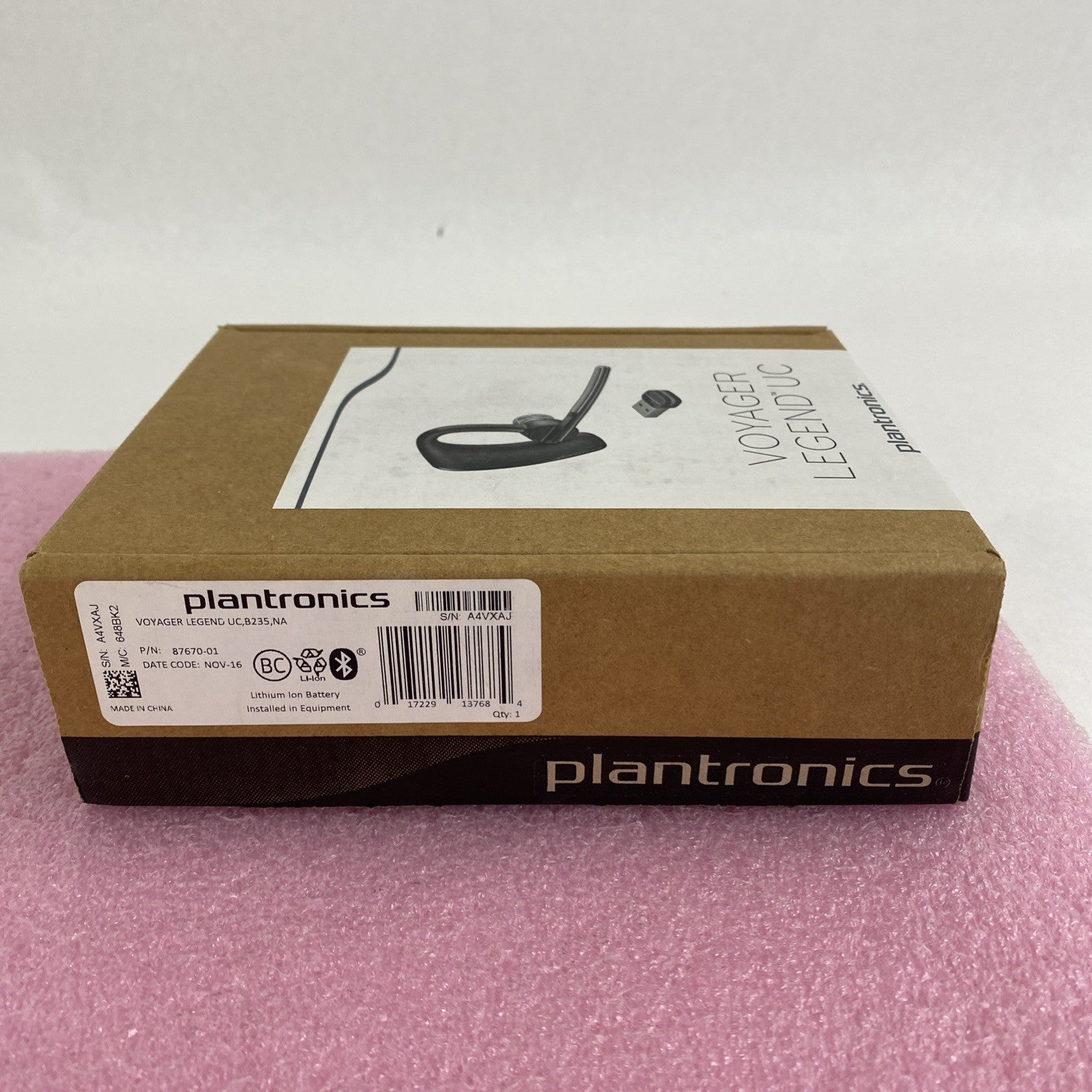 Plantronics B235 Voyager Legend UC Bluetooth Headset and Charging Case Untested2