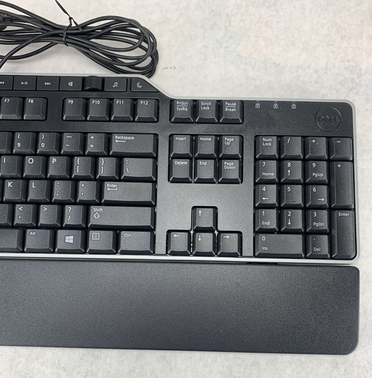Dell KB522p1 Wired Keyboard w/ Palm Rest
