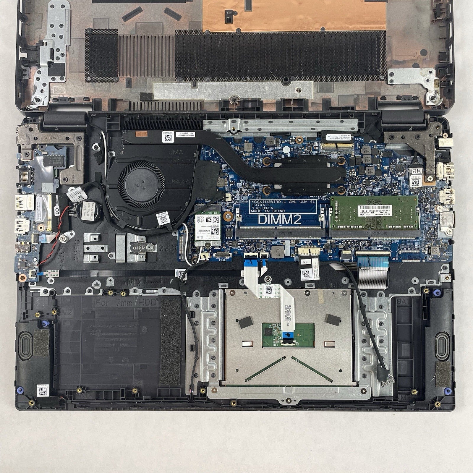 Dell Latitude 3510 15.6" i7-10510U 1.80 GHz 8 GB RAM No SSD/OS/AC/Batt15