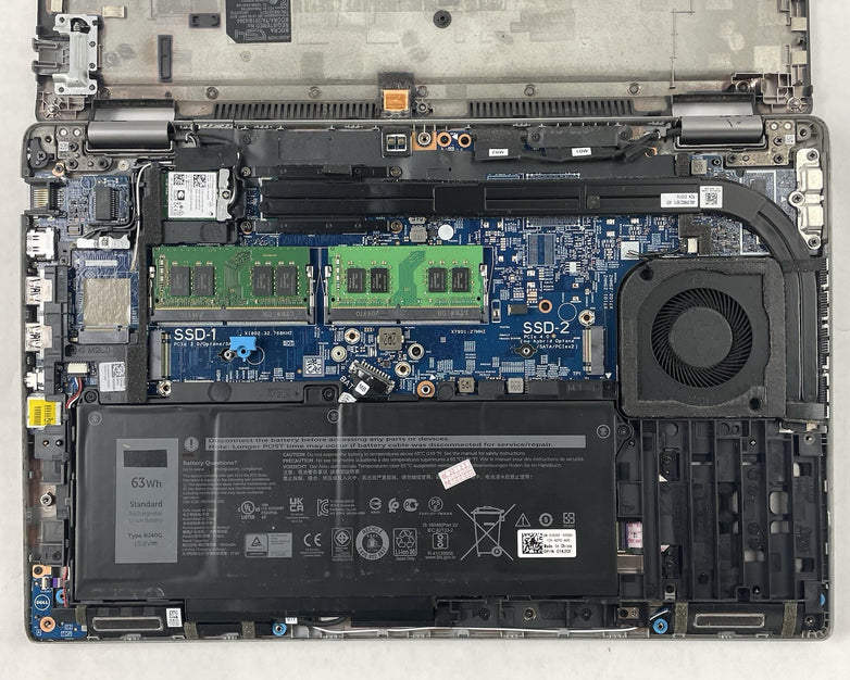 Dell Latitude 5520 15.6" i5-1135G7 2.40 GHz 16 GB RAM No SSD/OS/AC - Worn