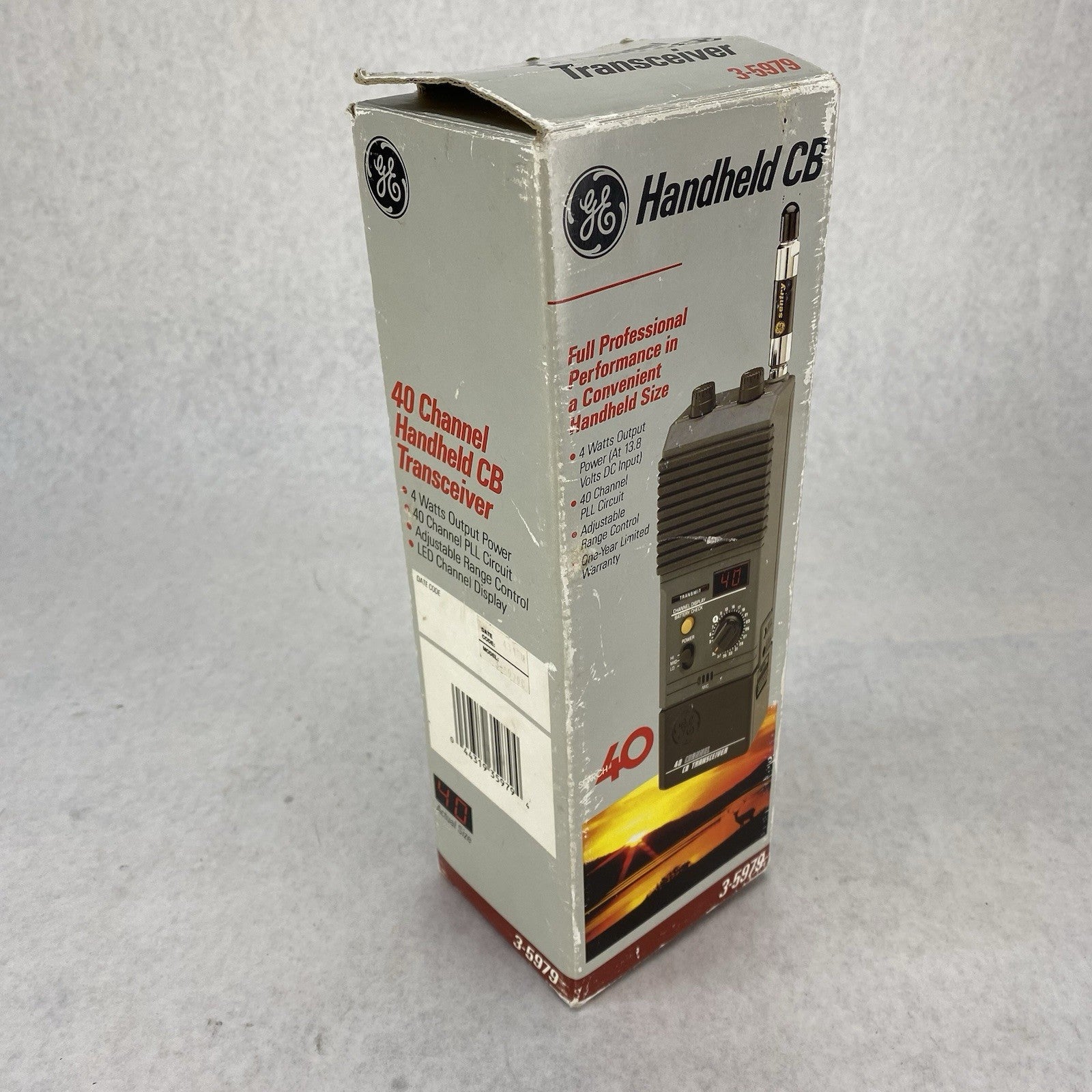 General Electric 3-5979 40-Channel Handheld CB Transceiver Untested