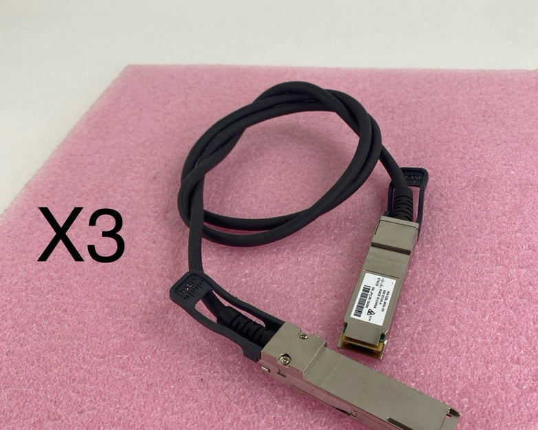 Cisco MA-CBL-40G-1M 600-22130-A Stacking Cable Lot of 3