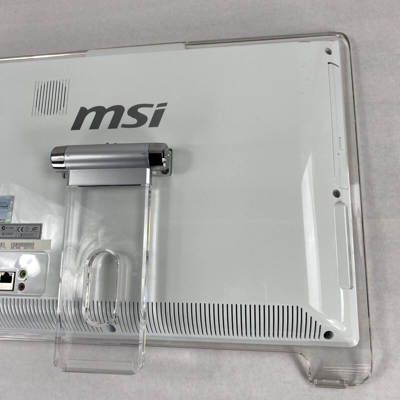 MSI AIO MS-6638 Intel Atom 330 1.60GHz 2GB RAM No HDD No OS