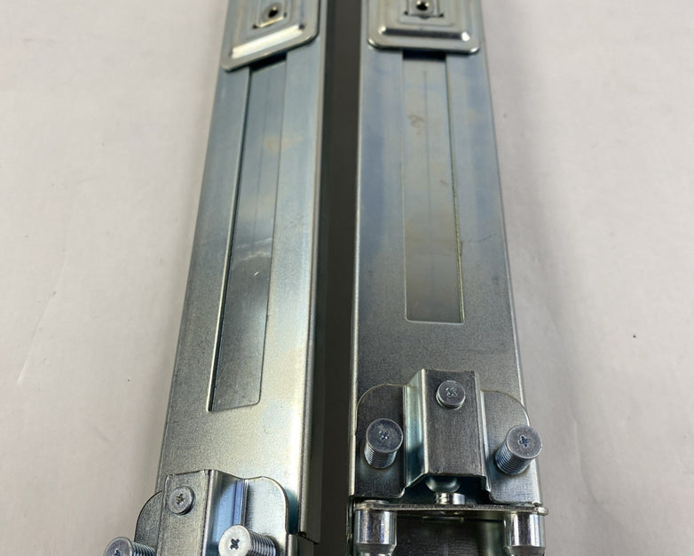 Dell 00D3963 1U Left and Right Sliding Server Rails
