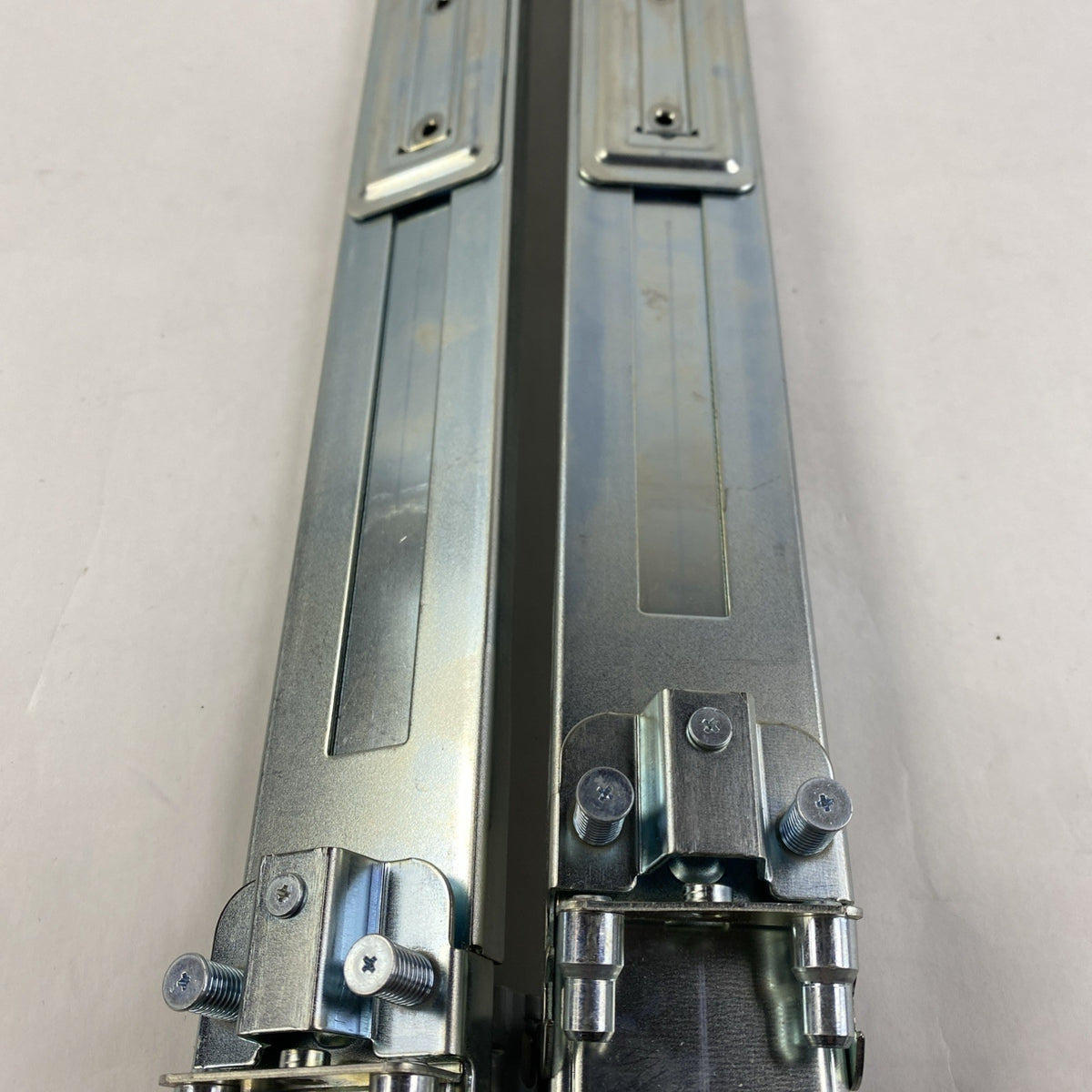 Dell 00D3963 1U Left and Right Sliding Server Rails3