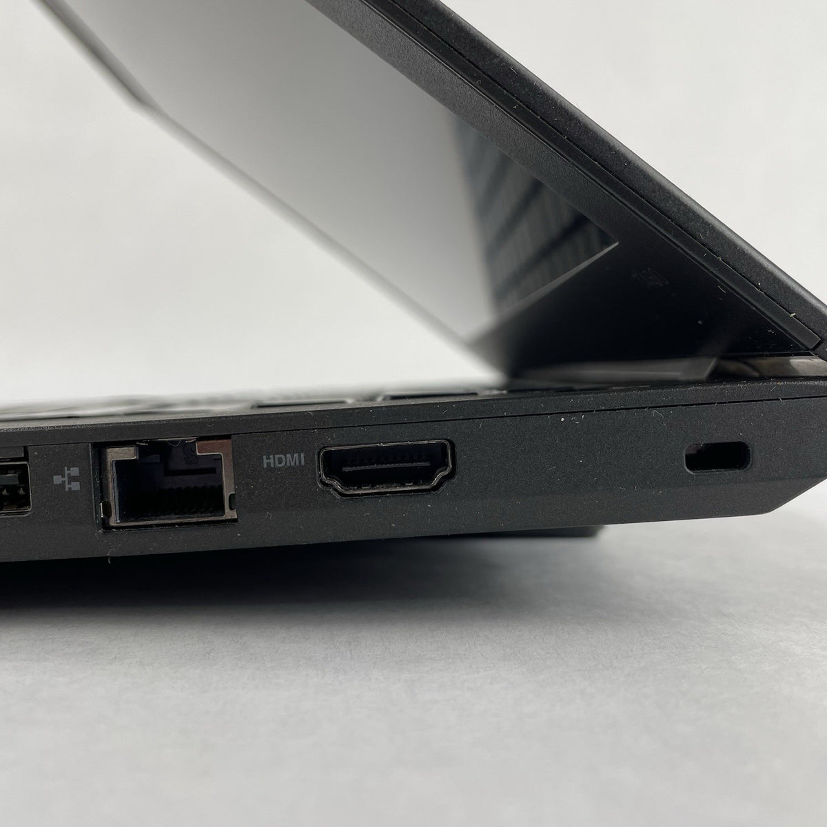 Lenovo ThinkPad T460 14" i5-6300U 2.40 GHz 8 GB RAM No SSD/OS/AC9
