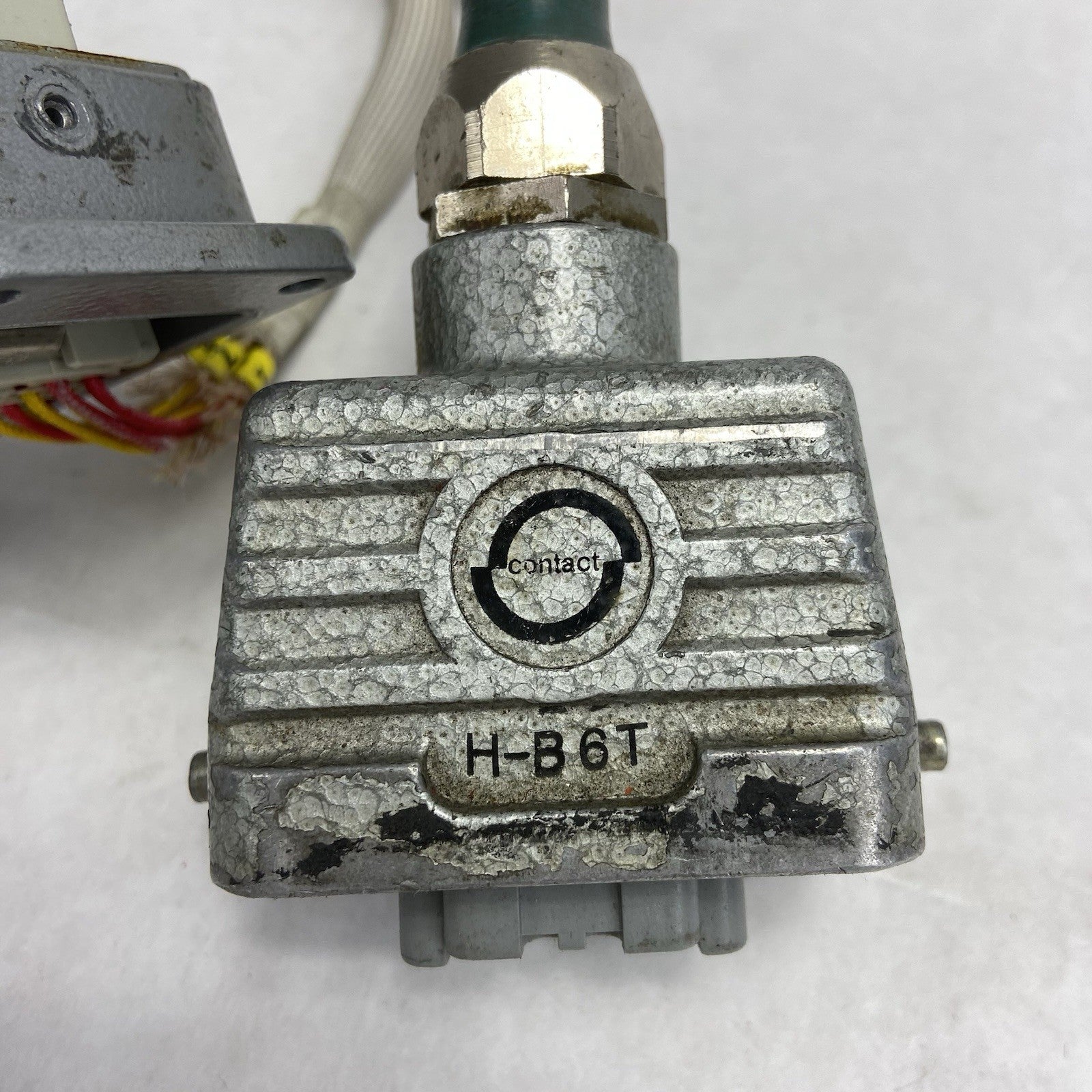 Walther Procon 714306 Top Housing and Base with H-BT Han DD 24 Pin Connector