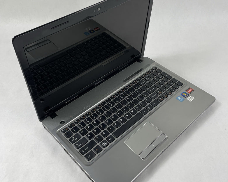 Lenovo IdeaPad Z565 15.6" AMD Phenom 2 N660 3.0GHz 4GB RAM No SSD/OS/AC/Battery