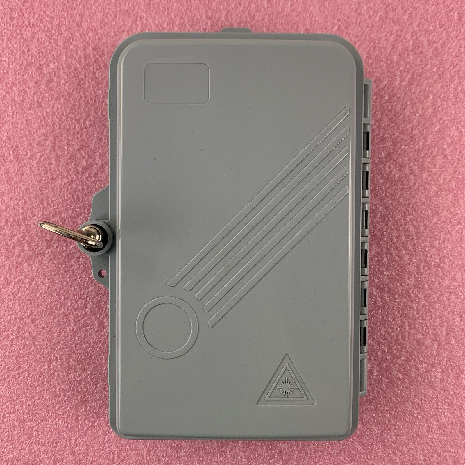 Bud Industries FBR-11606 Fiber-Optic Distribution Box 7"x4"1