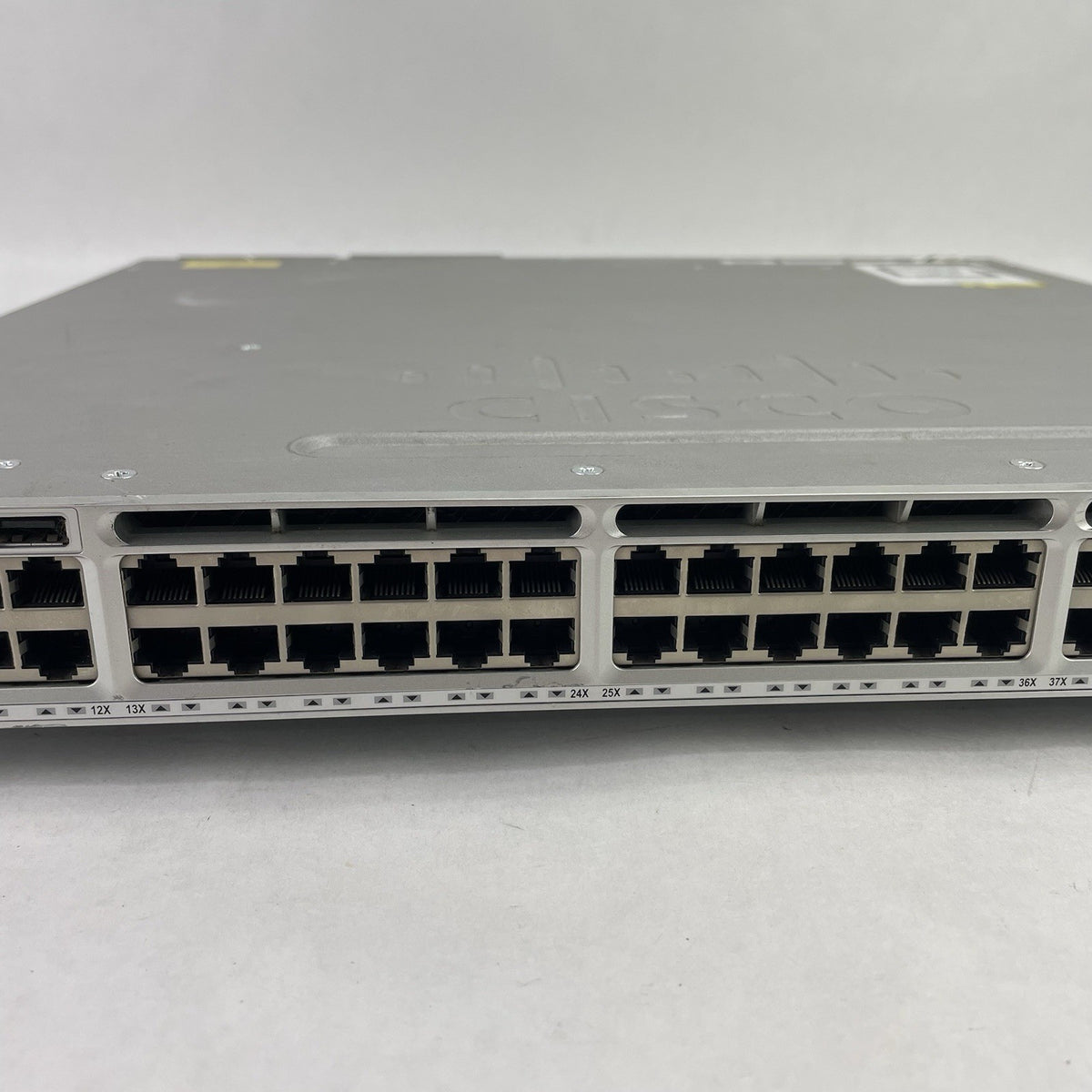 Cisco Catalyst WS-C3850-48U-S V06 48 Port Switch Tested w/C3850-NM-2-10G 2x PSUs3