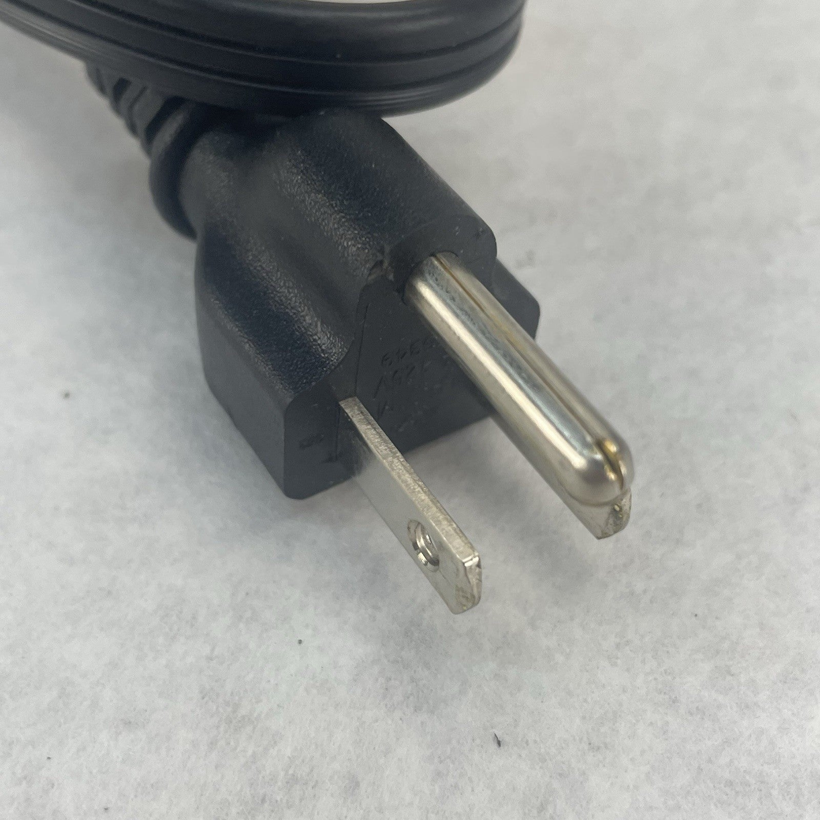 Dell LA65NM190 65W USB-C power adapter Latitude Lot of 31