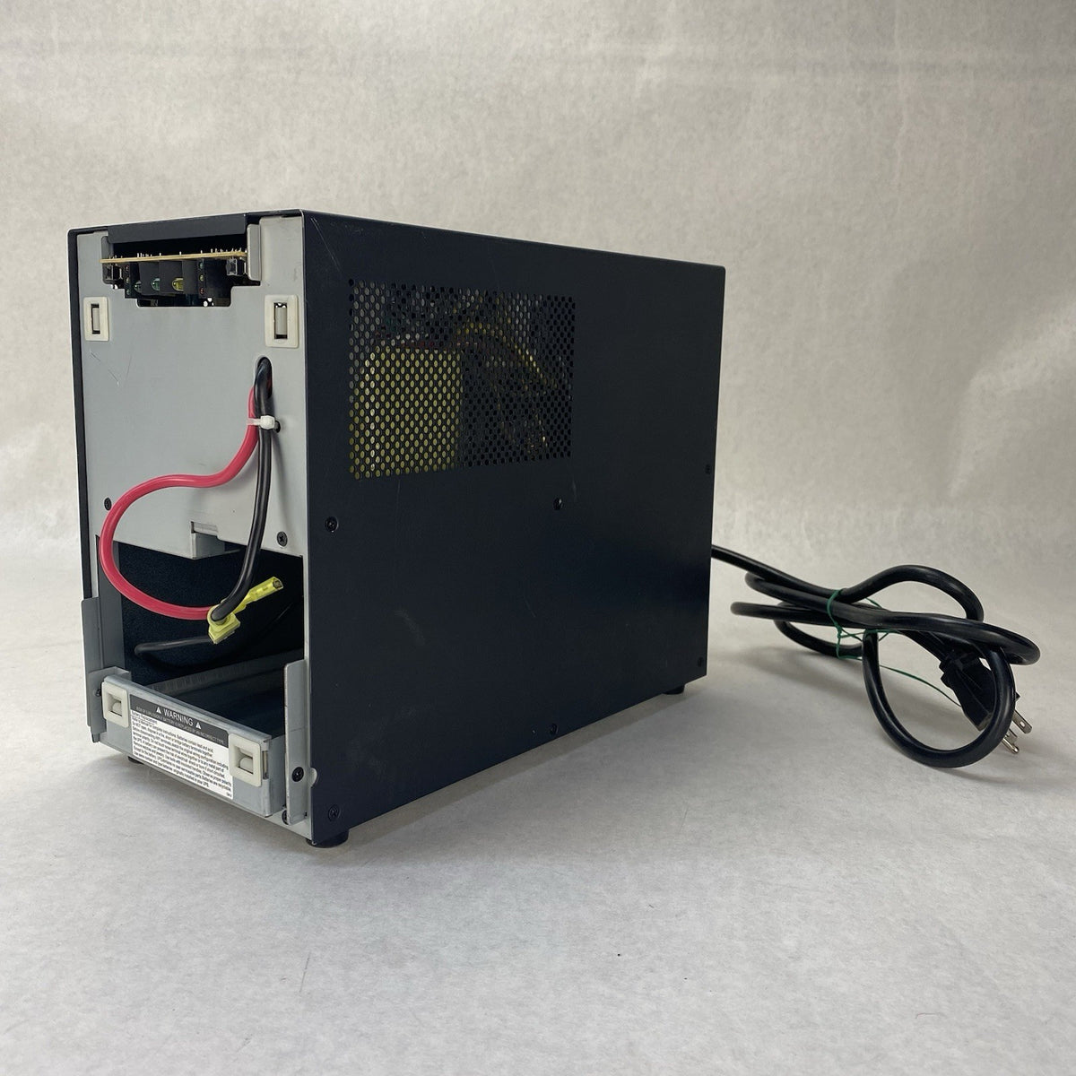 Tripp Lite SMART1500SLT 1500VA 900W UPS Smart Tower - No Batteries Front Panel0