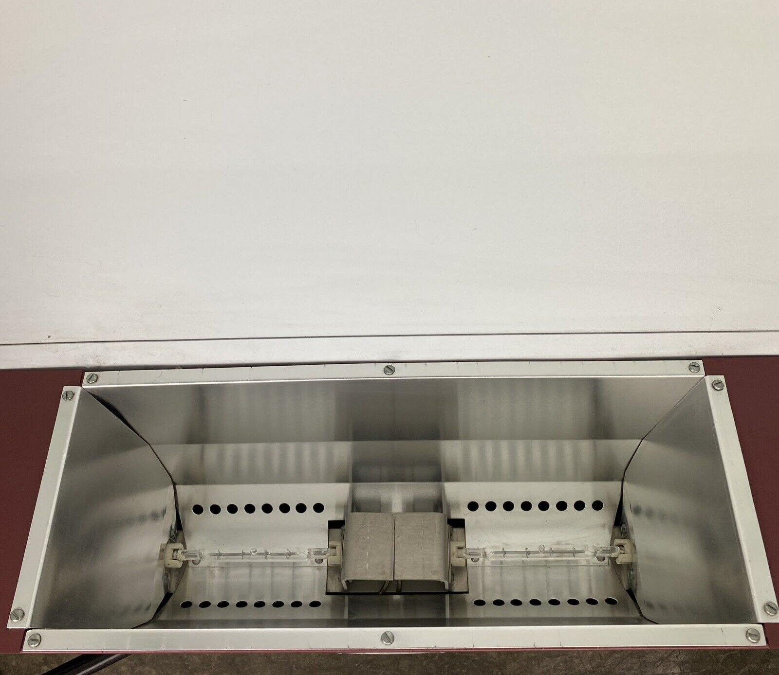 MOLE-RICHARDSON CO. TYPE 2561 MOLEQUARTZ 2000 WATT SUPER-SOFTLITE
