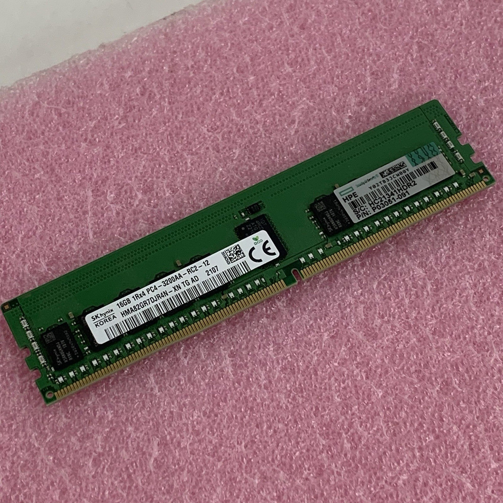 SK Hynix HMA82GR7DJR4N-XN 16 GB DDR4 SDRAM RDIMM PC4-25600 Server Memory Ram0