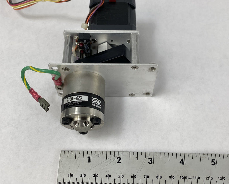 Rheodyne 7750E-030 6 Port Valve Oriental Motor C7733-9012K Vexta Stepping Motor