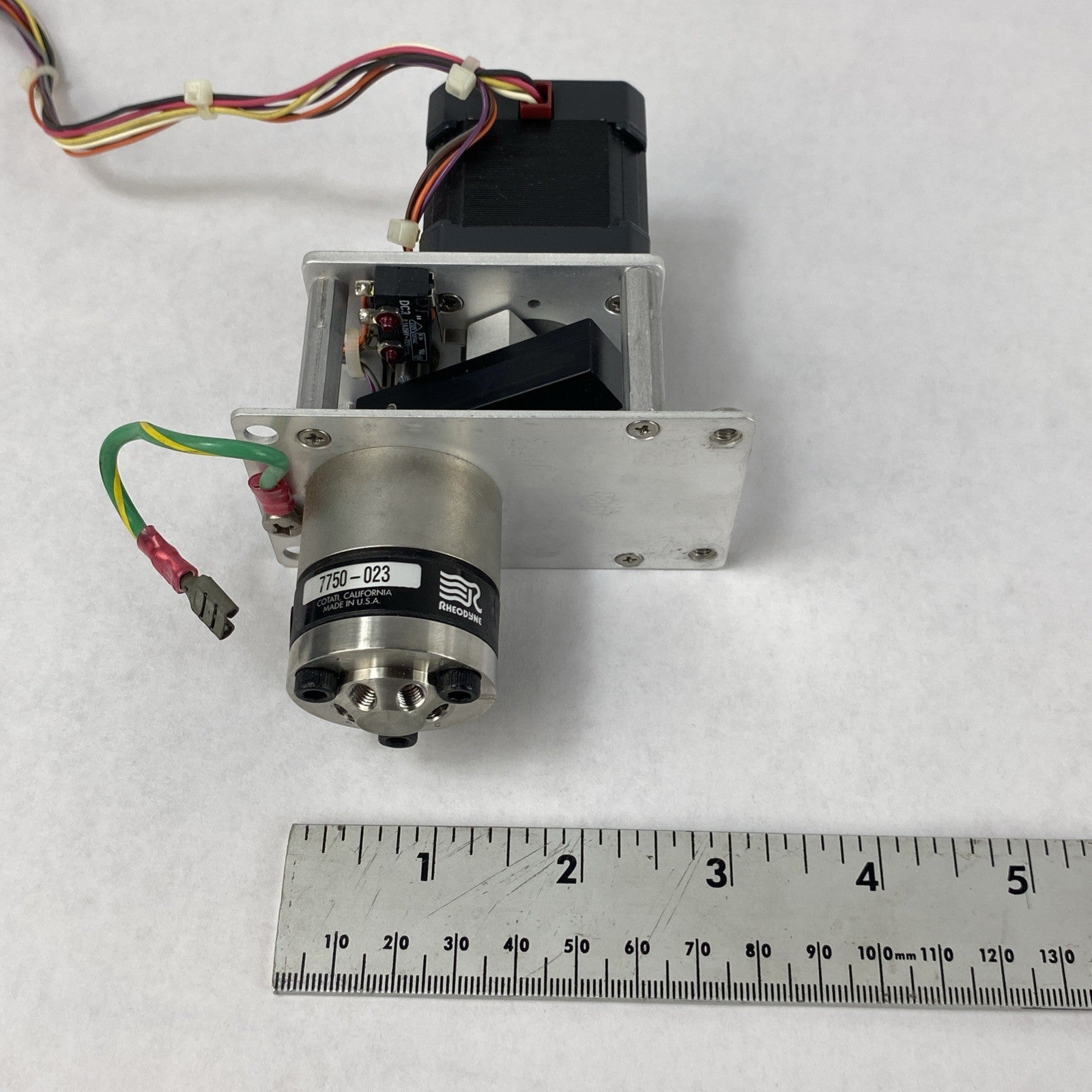 Rheodyne 7750E-030 6 Port Valve Oriental Motor C7733-9012K Vexta Stepping Motor15